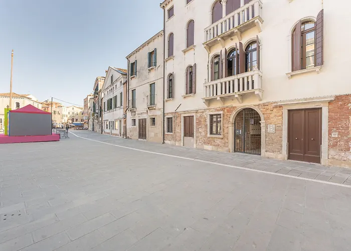 Grifalcon D'Oro - City Center